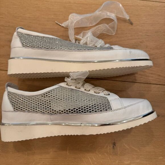 NOVALEE GLITTER MESH PLATFORM SNEAKERS IN SILVER - Picture 8 of 11